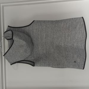 Lululemon Insculpt Vest Size 4 Reversible Gray/Black